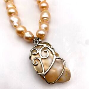Handmade Artisan Blister Pearl Pendant Necklace Silver Tone Wire Wrapped 19"